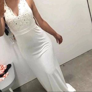 New!! Women Maxi White dress. Small